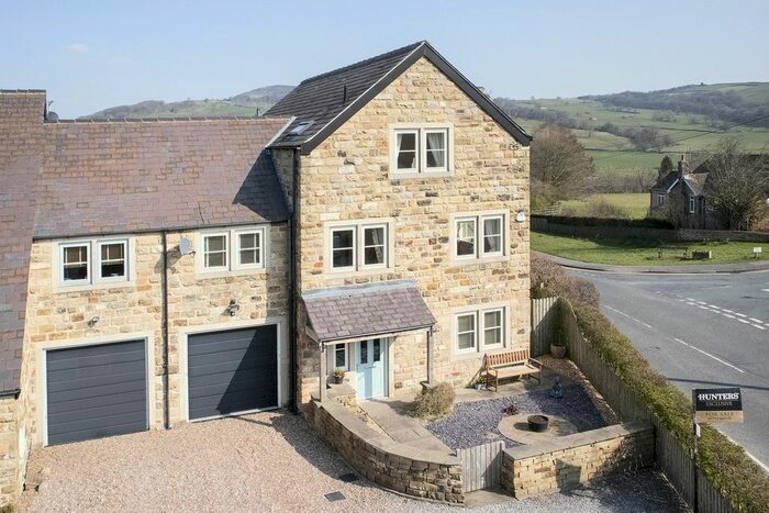 5 Bedroom Semi-Detached House For Sale In Springfield Mount, Addingham, Ilkley, LS29