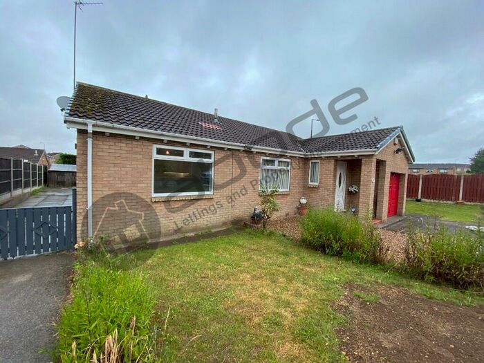 1 Bedroom Semi-Detached Bungalow To Rent In Frobisher Grove, Rotherham, South Yorkshire, S66