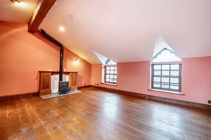 3 Bedroom Terraced House For Sale In Ann Street, Kendal, LA9
