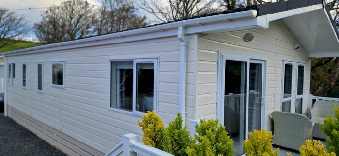 2 Bedroom Bungalow For Sale In Crippas Hill, St. Just, Penzance, TR19