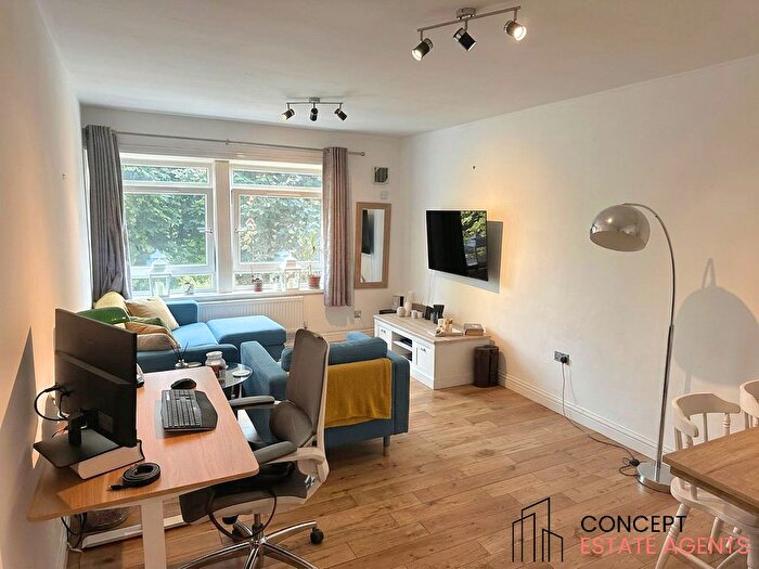 2 Bedroom Terraced House For Sale In Morden Road, South Wimbledon, London, SW19