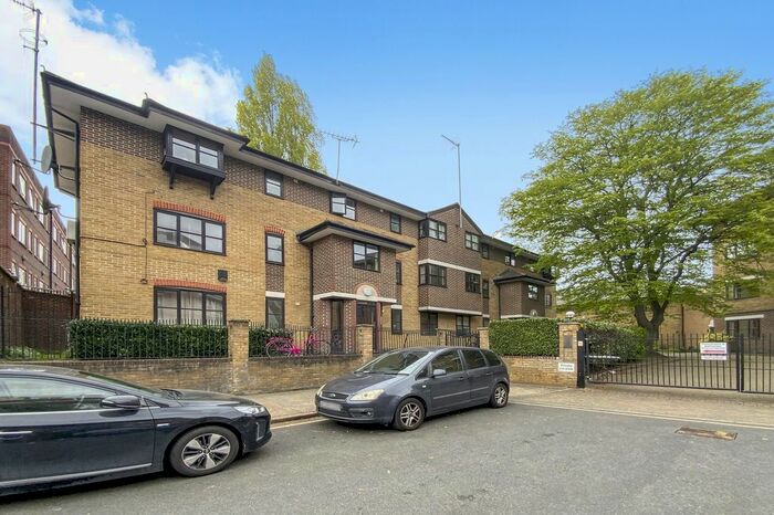 1 Bedroom Flat To Rent In Sugar Loaf Walk, London, E2