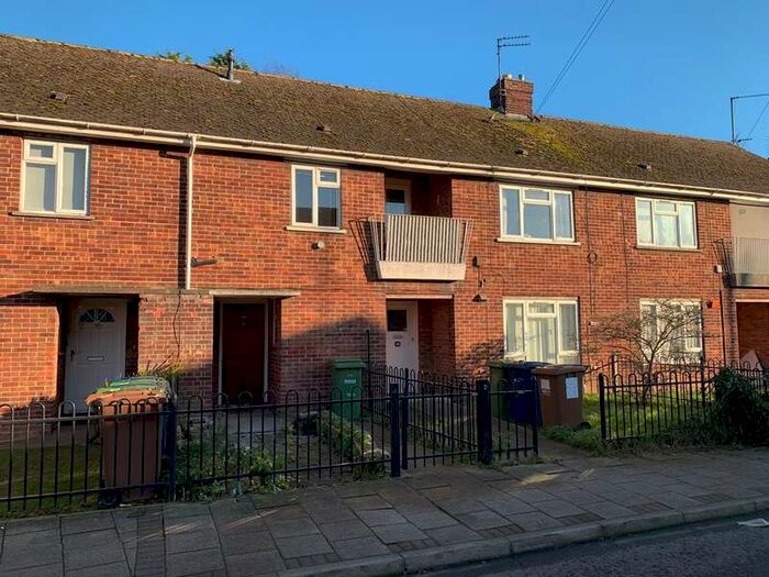 2 Bedroom Maisonette Flat To Rent In Weston Miller Drive, Wisbech, PE13