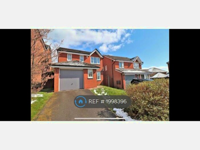 3 Bedroom Detached House To Rent In Chartwell Drive, Bradford, BD6