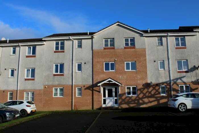 2 Bedroom Flat To Rent In Bobbins Gate, Paisley, PA1