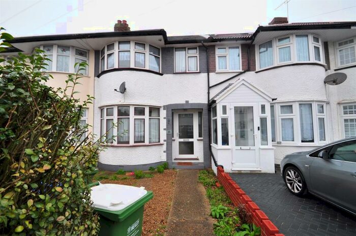 3 Bedroom Terraced House To Rent In Glengall Road, Bexleyheath, DA7