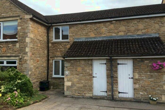 2 Bedroom Property To Rent In Park Lane, Chippenham, SN15