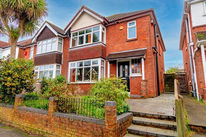 3 Bedroom Semi-Detached House For Sale In Shirley, Southampton, SO15