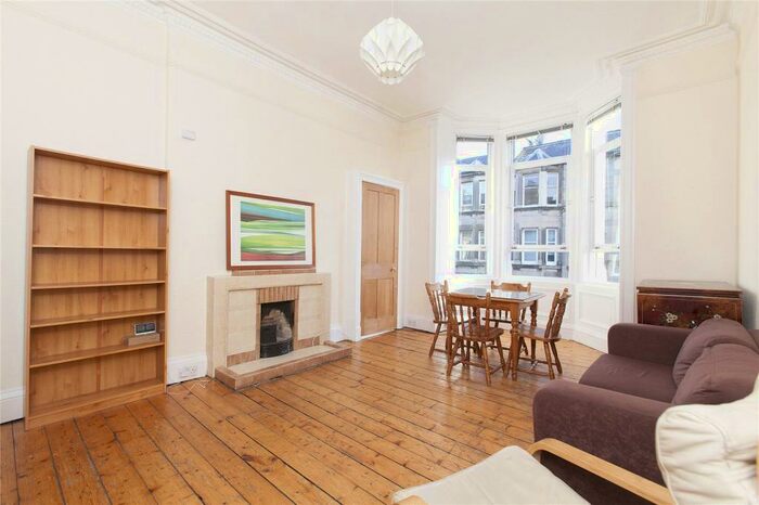 2 Bedroom Flat To Rent In Easter Road, Leith, Edinburgh, EH7