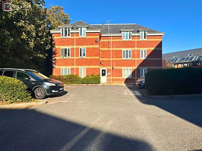 2 Bedroom Flat To Rent In Trafalgar Court, Trafalgar Street, Gillingham, ME7