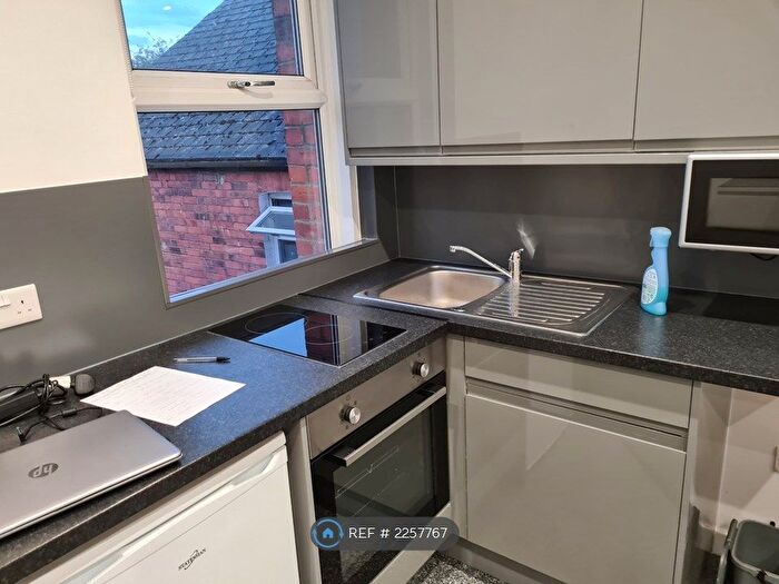 Studio To Rent In Caversham Road, Reading, RG1