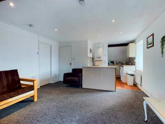 1 Bedroom Flat To Rent In Reynoldston Reynoldston, Gower, SA3