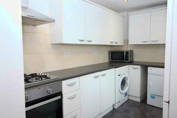 4 Bedroom Terraced House To Rent In Kingsley Place, Heaton, Newcastle Upon Tyne, NE6