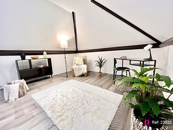 3 Bedroom Terraced House For Sale In Warkworth Gardens, Isleworth, TW7