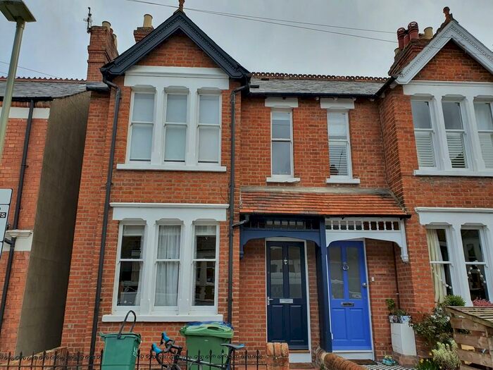 4 Bedroom Semi-Detached House To Rent In Argyle Street, Oxford, OX4