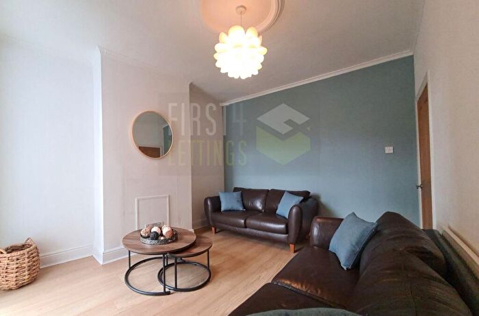 4 Bedroom Terraced House To Rent In Cecilia Road, Clarendon Park, LE2