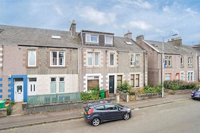 3 Bedroom Flat For Sale In Taylor Street, Methil, Leven, Fife, KY8