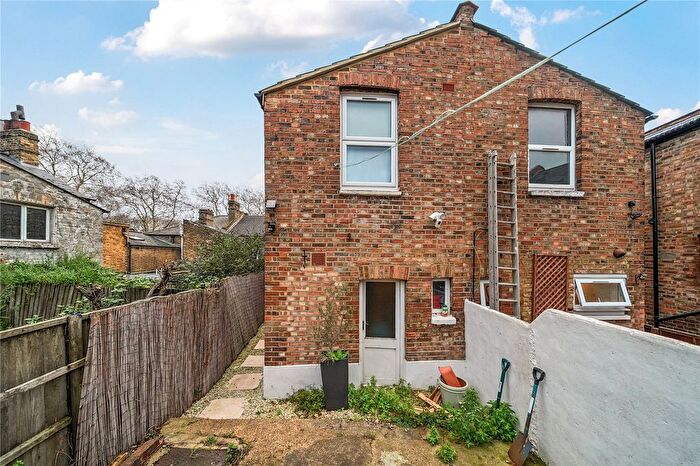 1 Bedroom Maisonette For Sale In Sydenham Road, Sydenham, London, SE26