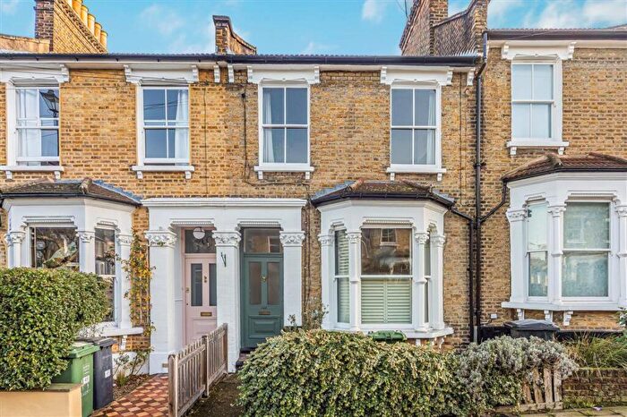 2 Bedroom Flat To Rent In Gellatly Road, New Cross, SE14