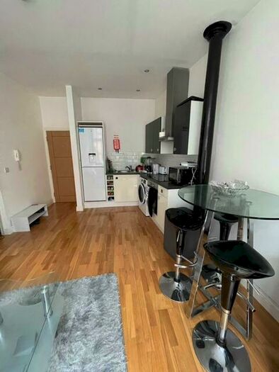 2 Bedroom Apartment To Rent In Flat Cank Street, Leicester, LE1
