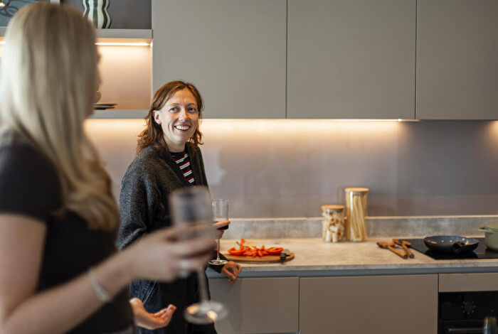 2 Bedroom Apartment To Rent In Dockside, Edinburgh, EH6