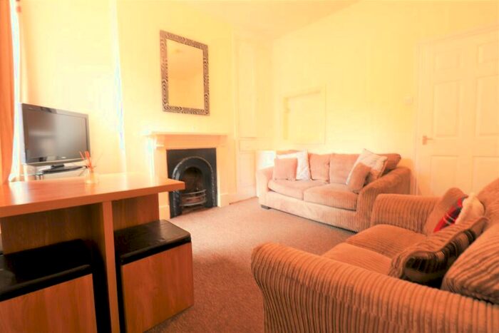 4 Bedroom Terraced House To Rent In Eldon Road, Birmingham, B16