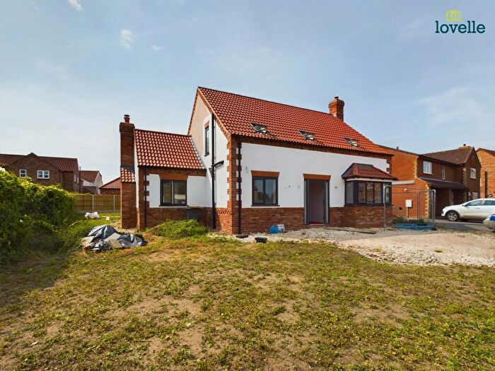 4 Bedroom Detached House For Sale In Gainsborough Road, Middle Rasen, LN8