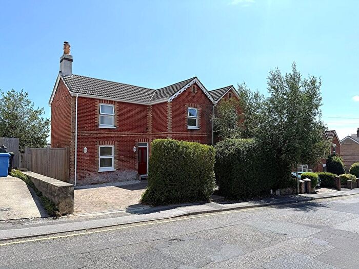 3 Bedroom Semi Detached House For Sale In Mansfield Road, Lower Parkstone, Poole, BH14