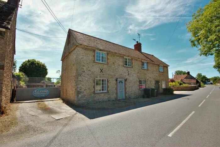 3 Bedroom Semi-detached House To Rent In High Street, Stanford In The Vale, Faringdon, Oxfordshire, SN7