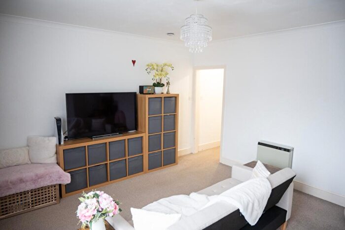 1 Bedroom Flat For Sale In , RG14