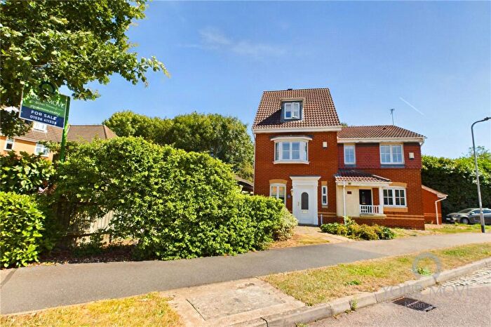 3 Bedroom Semi-Detached House To Rent In Thurston Drive, Kettering, NN15