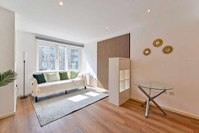 Studio To Rent In Battersea Reach, Battersea, London, SW18