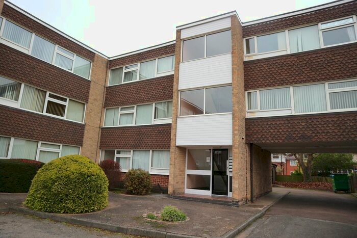 1 Bedroom Flat To Rent In Cedar Court, Beeston, Nottingham NG9