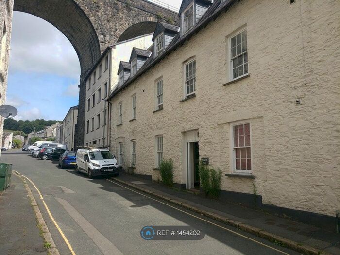 1 Bedroom Flat To Rent In Hogarth House, Tavistock, PL19