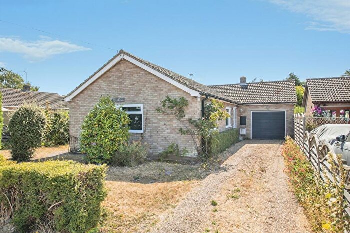 3 Bedroom Detached Bungalow For Sale In East Road, West Mersea, Colchester, CO5