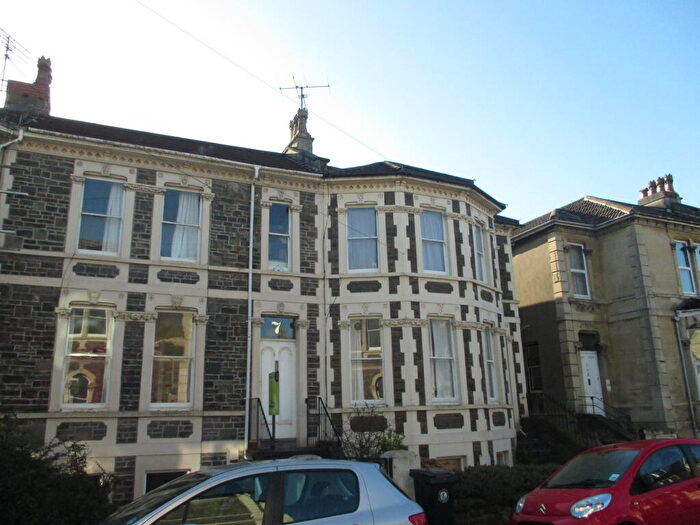 2 Bedroom Apartment To Rent In Melville Road, Bristol, BS6