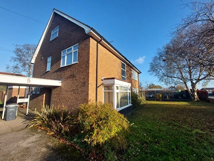 4 Bedroom Detached House To Rent In Pickenham Road, Birmingham, B14