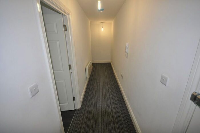1 Bedroom Flat To Rent In Midland Road, Bedford, MK40