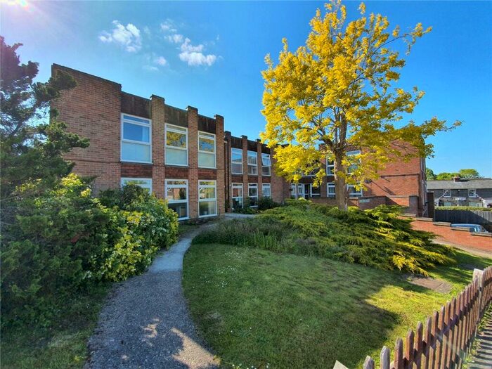 2 Bedroom Apartment To Rent In King John Court, Kingsclere, Newbury, RG20