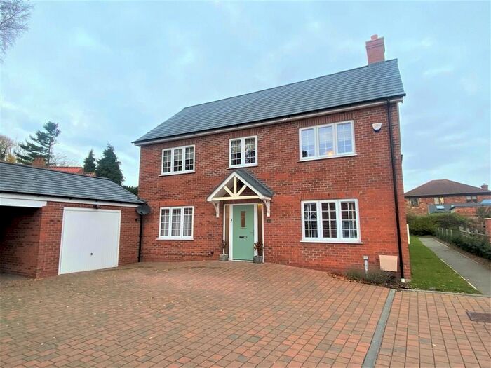 4 Bedroom Detached House For Sale In Beaumont Place, Legbourne, Louth LN11