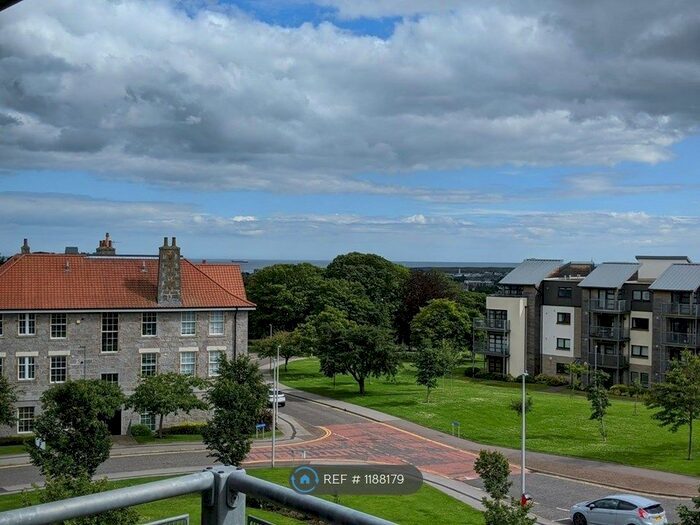 2 Bedroom Flat To Rent In Tailor Place, Aberdeen, AB24