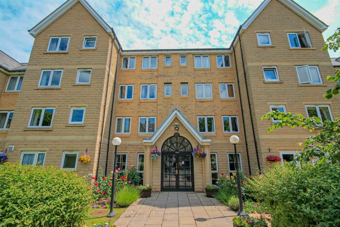 1 Bedroom Apartment To Rent In Arthington Court, East Parade, Harrogate, HG1