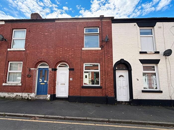 2 Bedroom Terraced House For Sale In Norfolk Street, Hyde, SK14