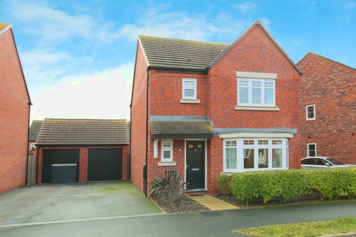 3 Bedroom Detached House To Rent In Taylor Way, Warwick, CV34