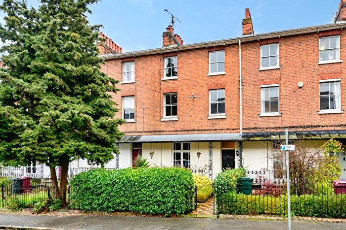 3 Bedroom Terraced House To Rent In Jesse Terrace, Reading, RG1