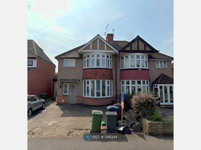 1 Bedroom Flat To Rent In Parkside Way, Harrow HA2