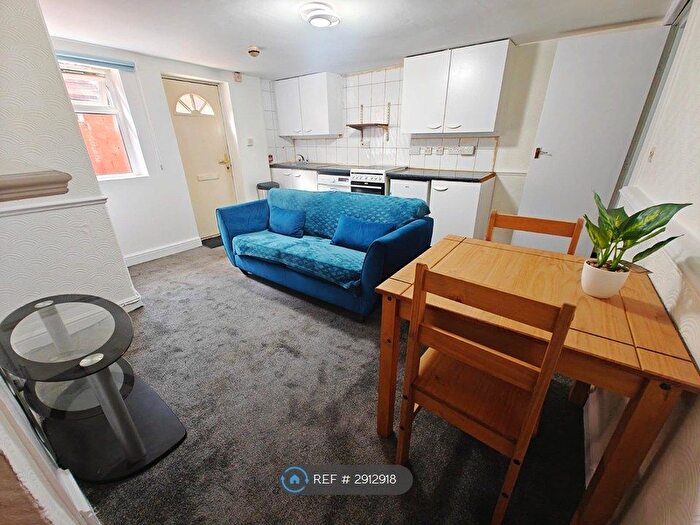 1 Bedroom Flat To Rent In Stratford St, Leeds, LS11