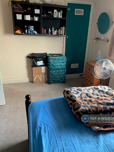 2 Bedroom Terraced House To Rent In Ley Street, Ilford, IG1