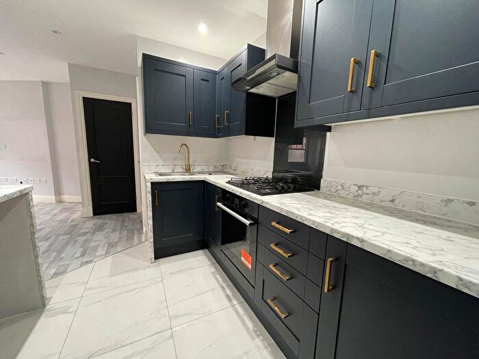 1 Bedroom Flat To Rent In Flat D, Harrow Road, Kensal Green, NW10