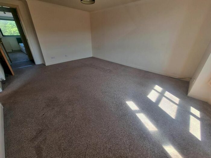 2 Bedroom Flat To Rent In F, Riverside Drive, Aberdeen, AB11
